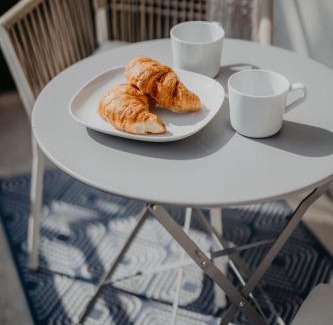 Dresden Apartment | Zentrumsnah, Balkon, 2 Smart TV, schnelles WiFi