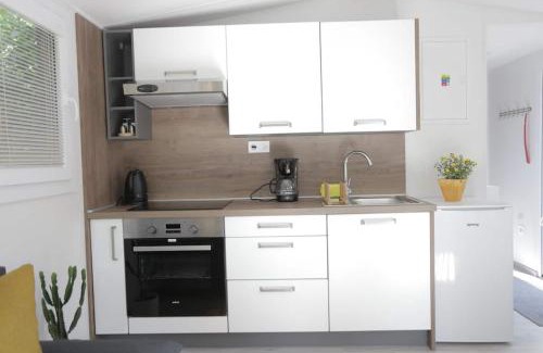 Radvan Apartment | Little House in the Garden