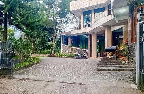 Cisarua Hotel | Urbanview Resort Syariah Batu Hijau Cilember Puncak