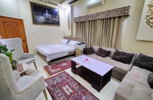 Karachi Bed & Breakfast | United guest house