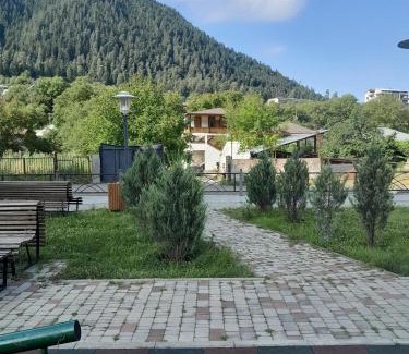 Akhali Ubani House | taisya guest house