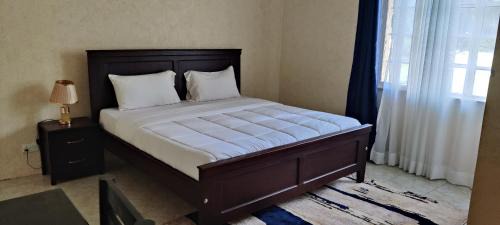 Jinja Hotel | Set N Rise