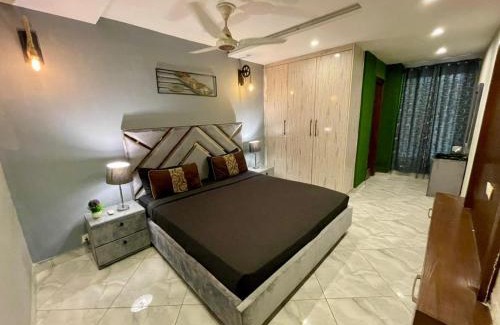 Lahore Apartment | Luxury 2 bedrooms apartment DHA