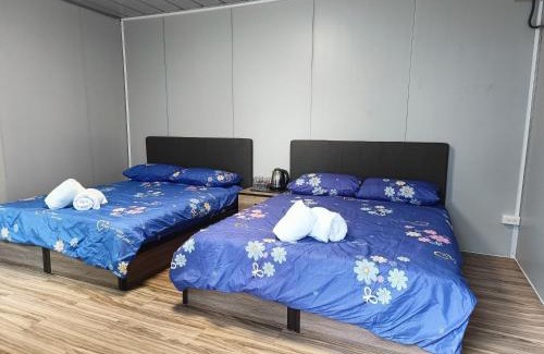 Yuanshan Ski Chalet | 宜客咖啡--包棟大露台四人房彩芬小屋