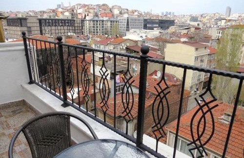 Ifrane Apartment | Beautiful View Concept (Terrace Suite)