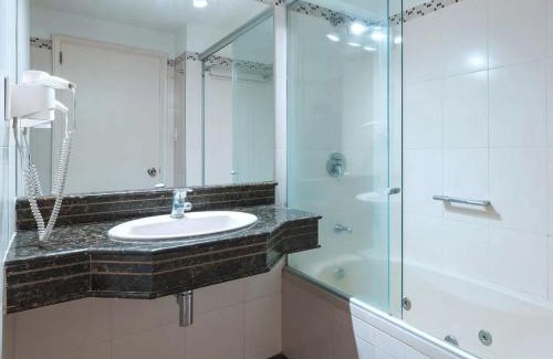 Centro Hotel | BALMORAL PLAZA HOTEL