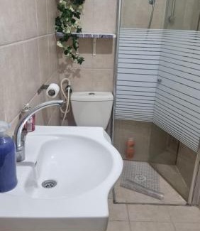 Kiryat Ekron House | צימר אילה