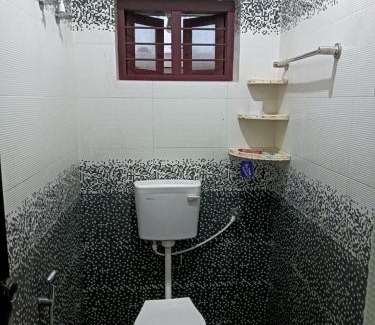 Varkala Apartment | Sree Paramahamsa home stay