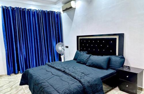 Surulere Apartment | Sweet Serenity with Ecstatic Views
