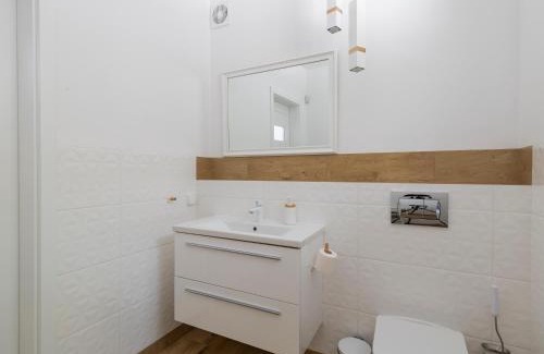 Mragowo Villa | Cztery Luksusowe Domy na Mazurach, jezioro Juksty - SAKURAREST