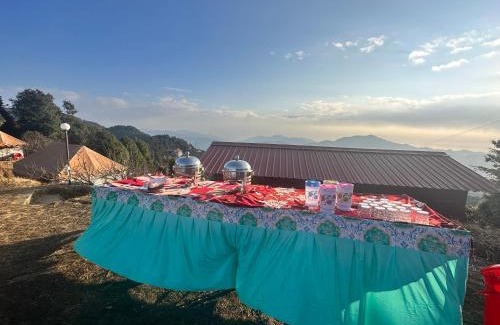 Kanatal Hotel | InstaView Kanatal