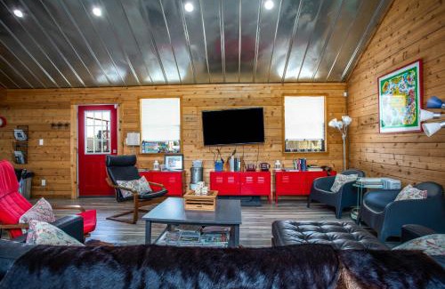 Bandera House | Bandera Box Guest House