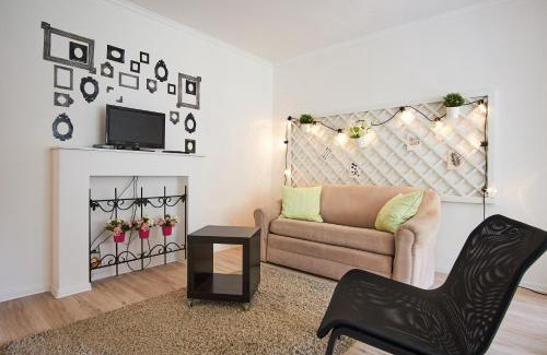 Frunzensky District Apartment | Apartment about metro station Pushkinskaya.