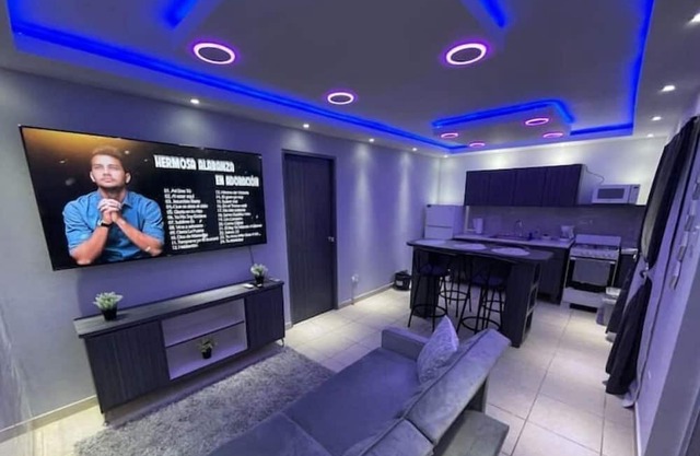 Elegante apartamento #3 cerca de la playa en Levittown