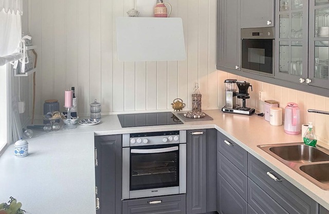 6 person holiday home in Korssund