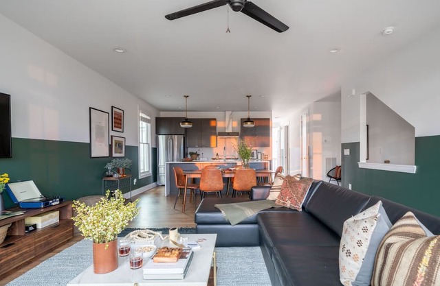 Tammy by AvantStay | Chic 4BR Condo in Heart of Nashville