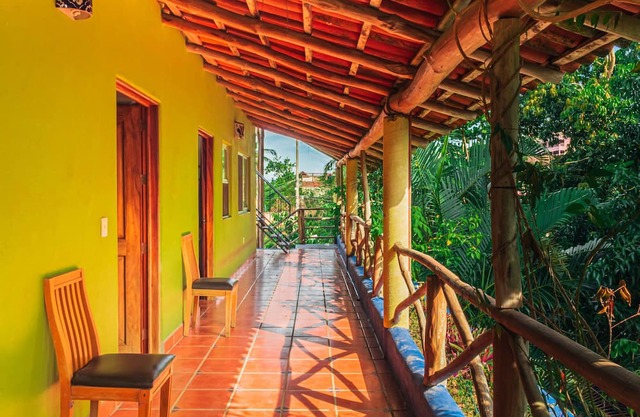Jardines Tropicales - 3 blocks from the beach