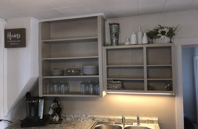 2 Bedroom House Rental