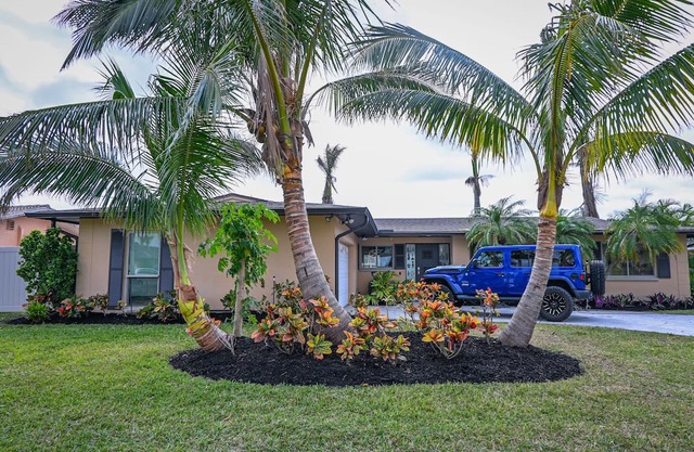 4 Bedroom 3 bath Canal, South facing Pool home,