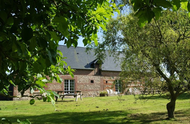 Charming Normandy cottage chestnut 15 km from Etretat in Upper Normandy