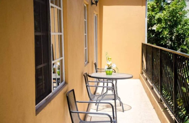 Kensington Place New Kingston Apartment