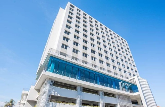University Hotel UMY