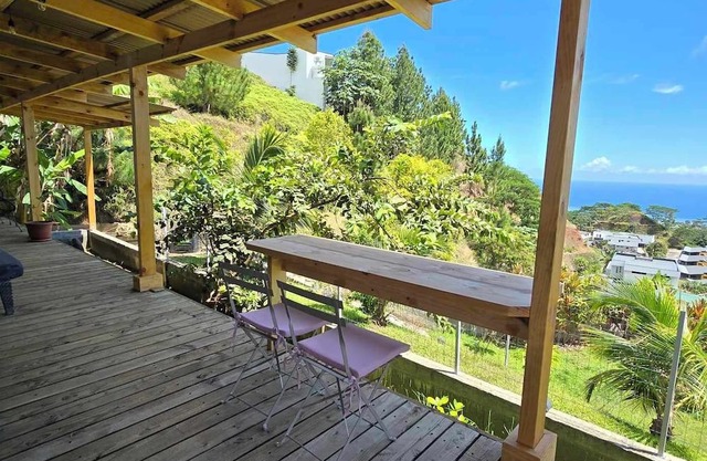 Cosy & peaceful homestay in Tahiti Faaa, FareToahana
