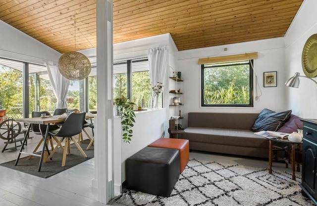 Welcome to this beautiful summer house in peaceful surroundings.