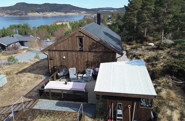 Koslig ny Hytte ved Havet