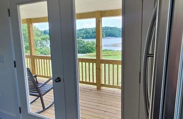 Oasis on Lake Anna -
