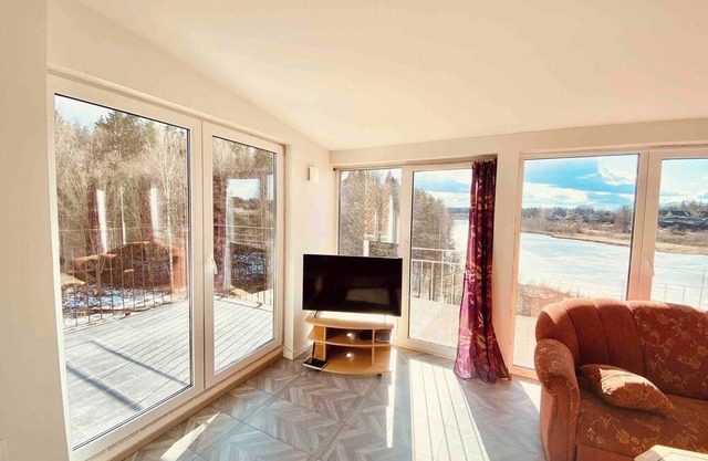 Bjurvik's Villa - Flat 3 - Business Customers Only