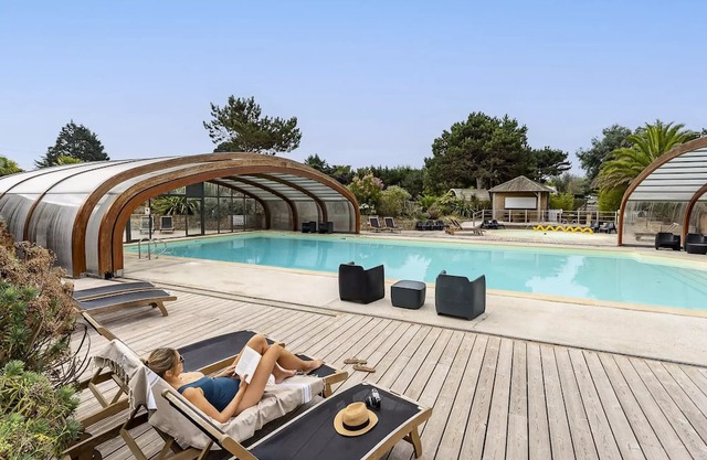 Camping Romanée Le Chatelet* - COMFORT Lodge - 2 bedrooms - without bathrooms 4 people