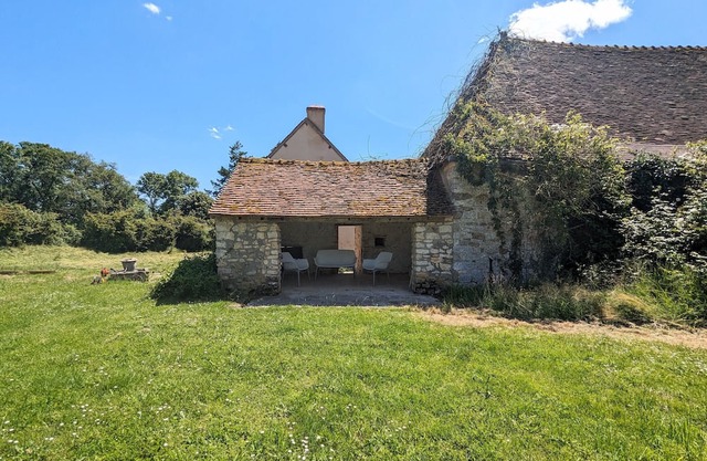 Gite Communauté de communes Brenne - Val de Creuse-Ciron, 5 bedrooms, 8 persons