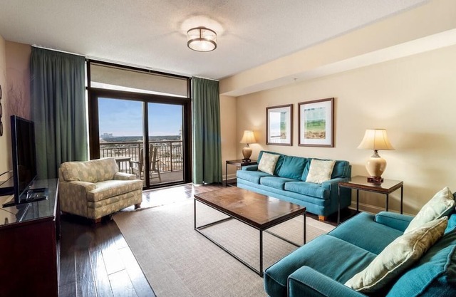 Luxurious Oceanfront 2-Bedroom Condo with Jetted Tub, Private Balcony, and More!