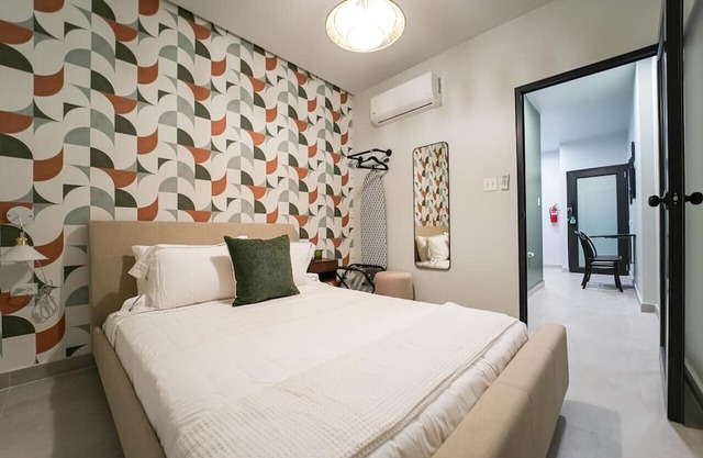 Patio Elba Standard 1Bedroom Queen Bed (no window)