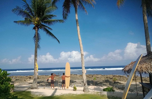 Beach villa with amazing sunrise and surfing area.