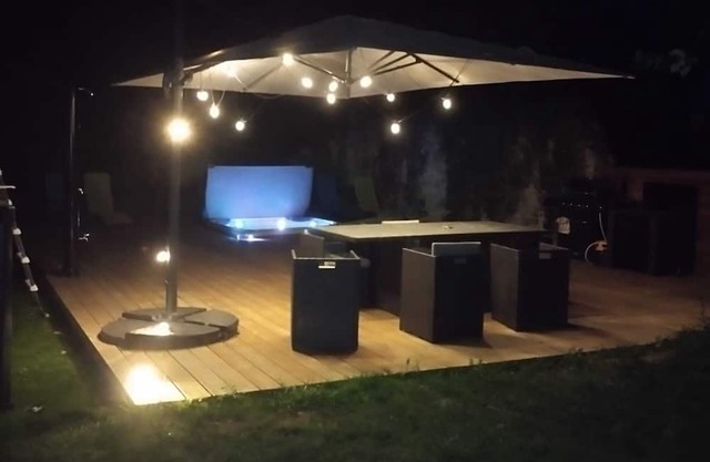 Homerez - Spacious house for 8 ppl. with swimming-pool, jacuzzi and terrace