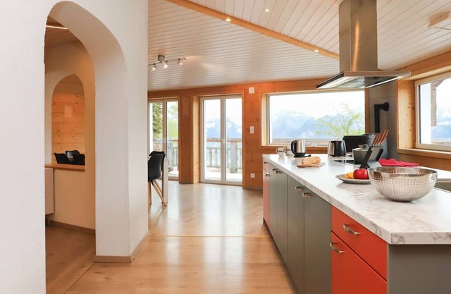 Nice apartment for 6 people with WIFI, TV, terrace, pets allowed, panoramic view and parking