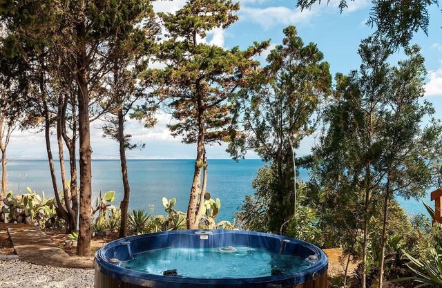 Villa Barza with private swimming pool in Sicily
