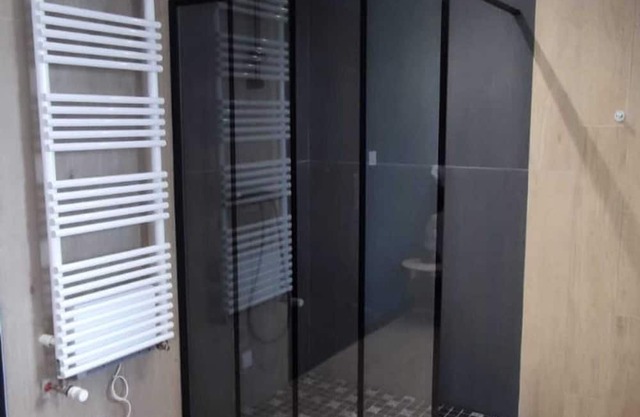 Homerez - Big house for 12 ppl. with spa and terrace at Pleugriffet
