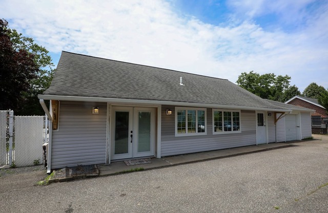 Entire Cozy Guest House