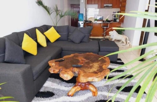 Honey Dew Greatwall Apartments
