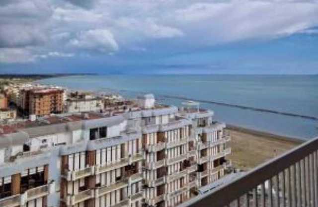 Mare Fuori