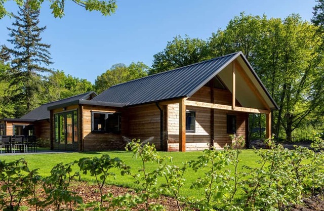 Cosy wooden house amid woods in Soesterberg