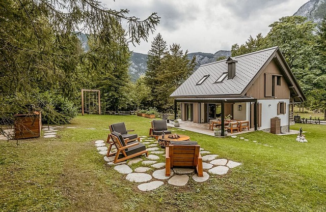 Bohinj Lodge - Two Bedroom Chalet, Sleeps 5