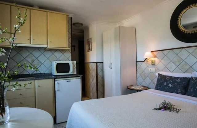 Apartment 'Lola 204' with Mountain View, Wi-Fi and Air Conditioning