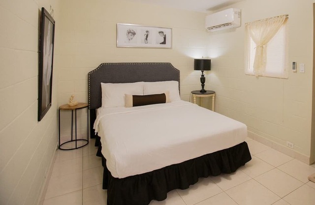 Oceanview Deluxe 1BR - Unit 108 Ocean Villa