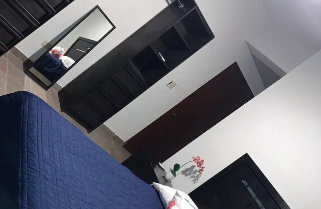 One Bedroom single guest suite