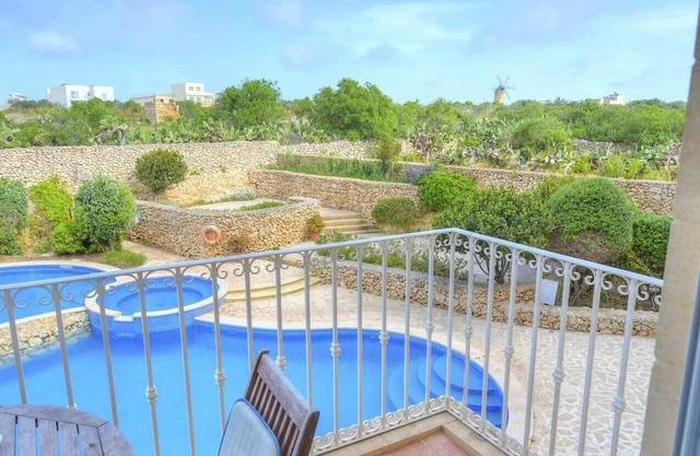 Apartment With Pool-hosted by Sweetstay