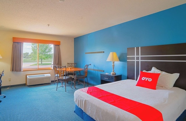 Clean Budget Room Near Casino & Park w/Full Bed + Pet-Friendly Amenities